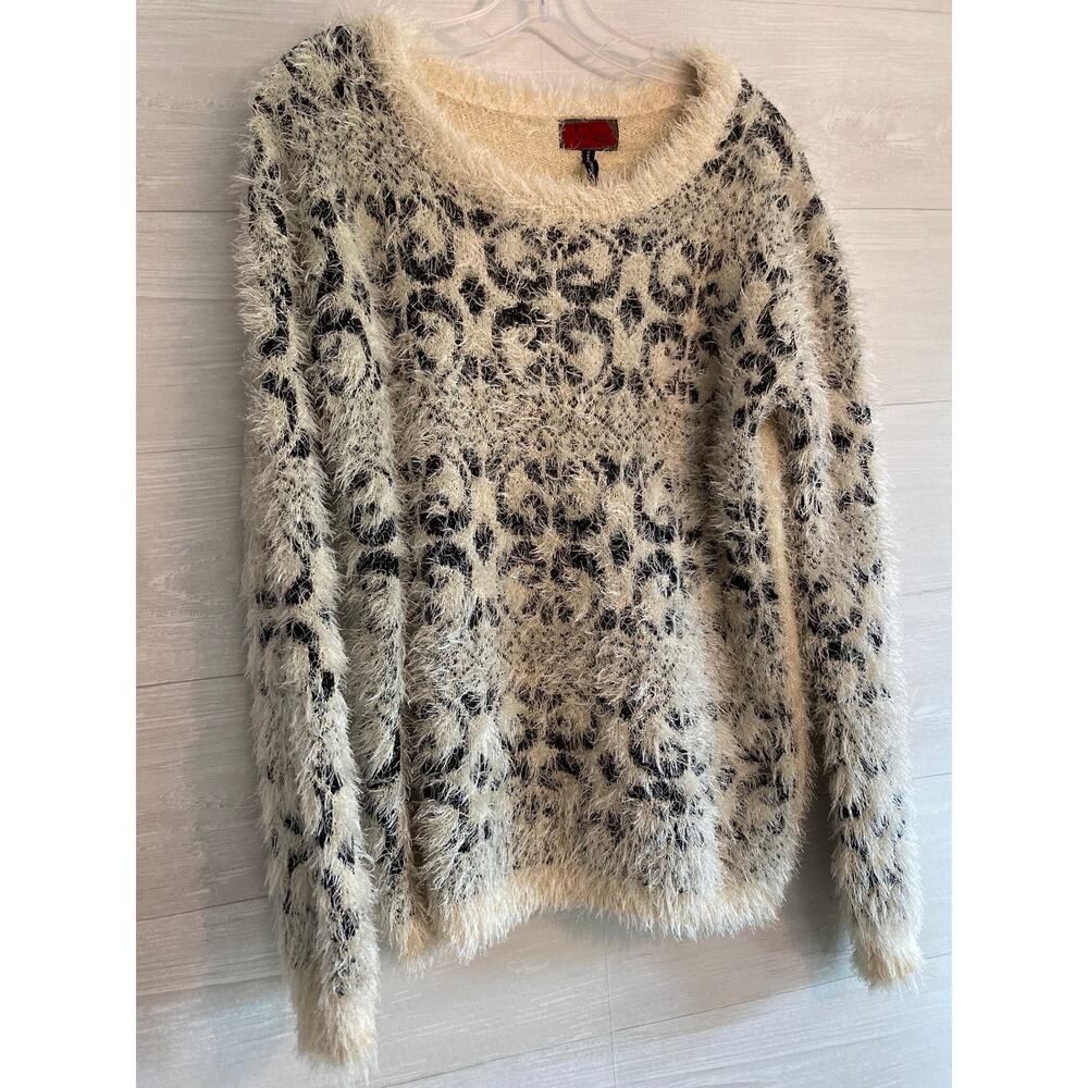 Celsius Premium Soft Sweater